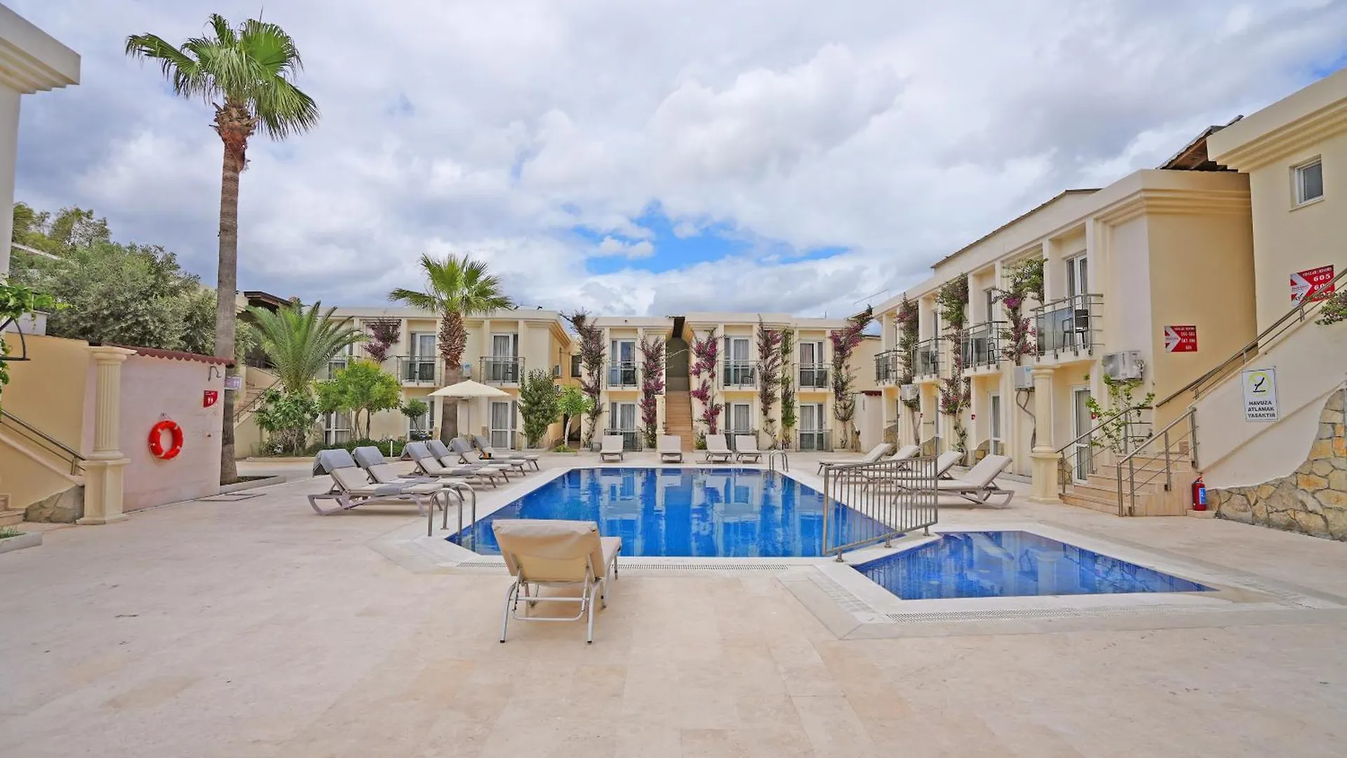 Oemer Aybak Beach Hotel Bodrum