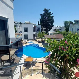 Derin Otel